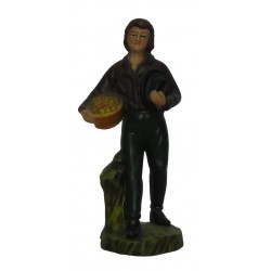 Pastor com cesta de fruta e...